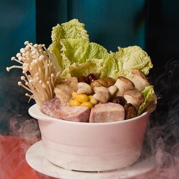 里仁御品活跳牆