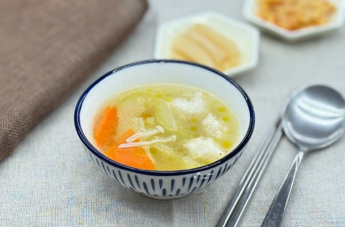 大黃瓜植物海鮮丸子湯