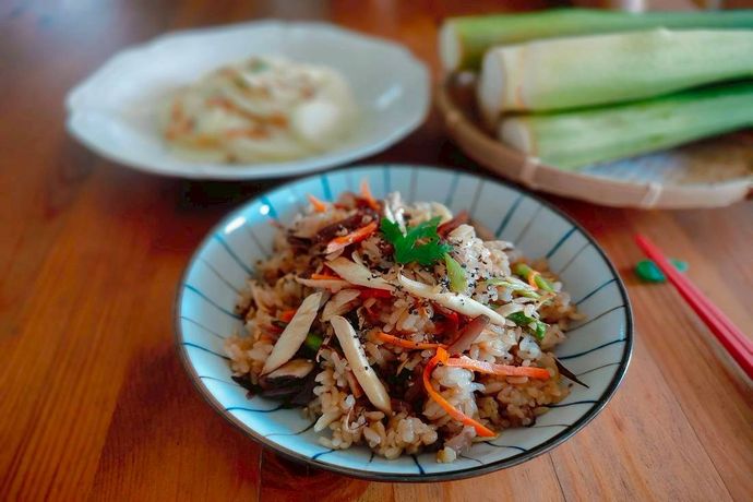 茭白筍炊飯