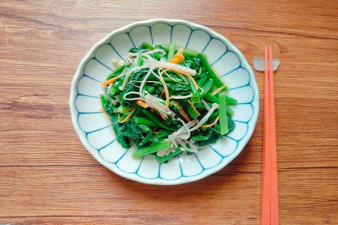涼拌波菜金針菇