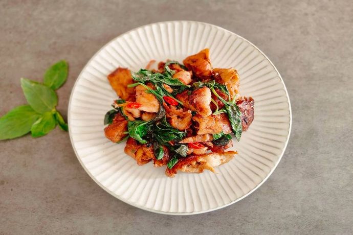 九層塔醬燒麵腸