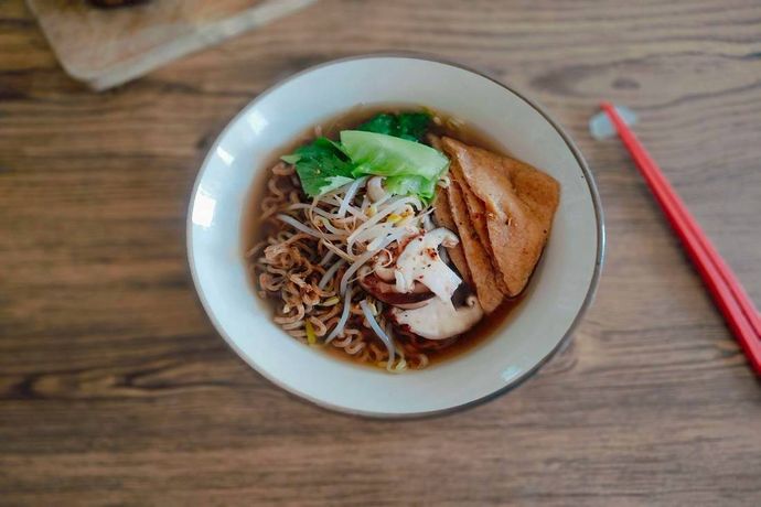 滴積精香菇豆皮湯麵