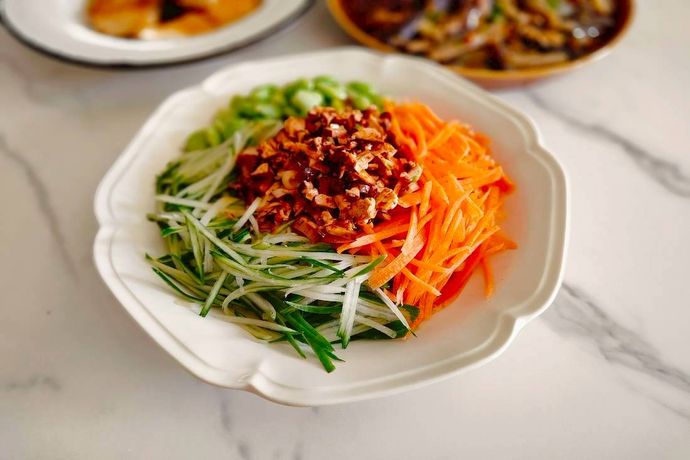 素食版鮮蔬炸醬麵