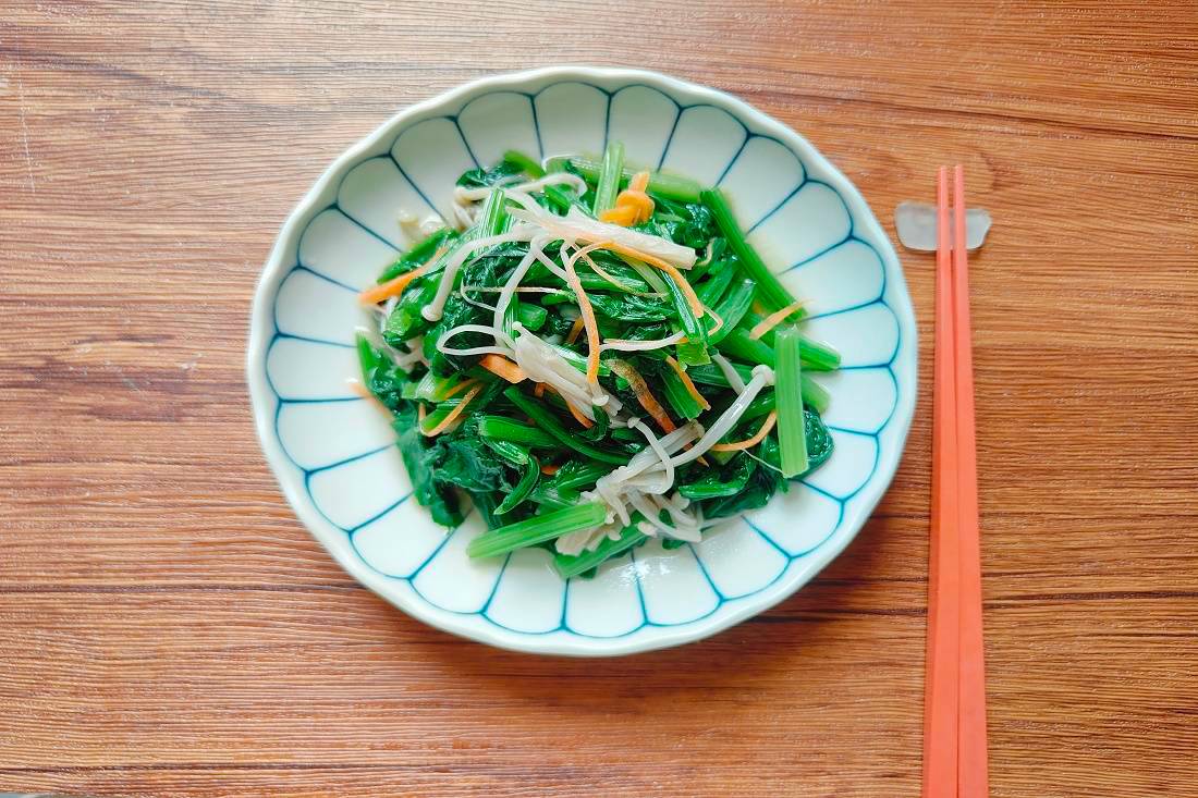 涼拌波菜金針菇