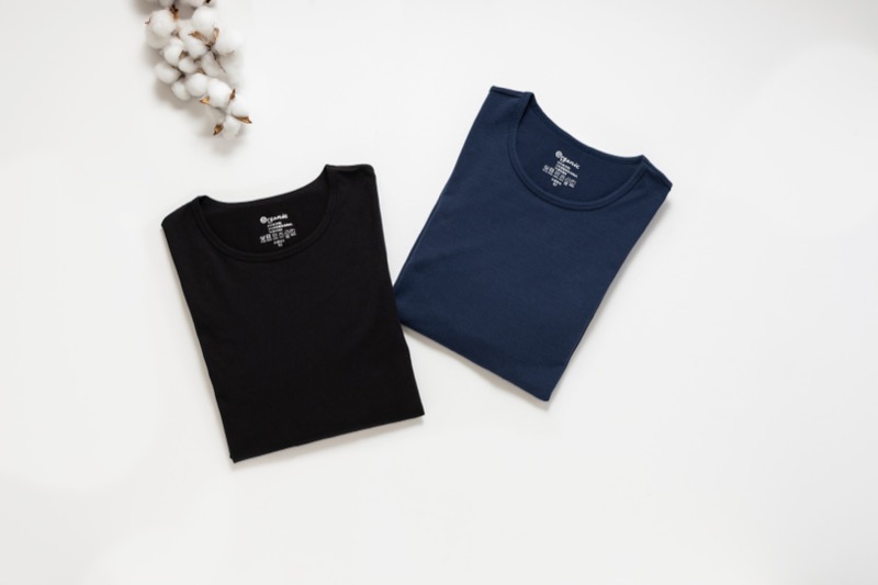 男保暖圓領衫|簡約圓領設計,輕盈保暖不悶熱