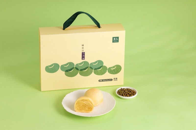 綠豆沙小月餅禮盒內含純綠豆沙餡製成的小月餅,成分單純無添加,適合所有年齡層。