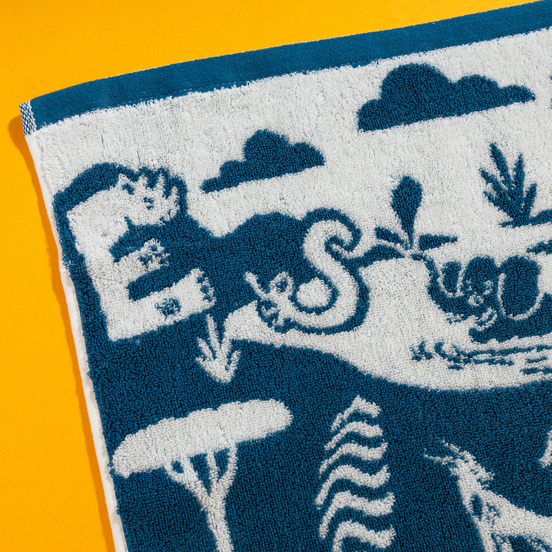 Organic有機棉小方巾-草原同樂-藍綠/白