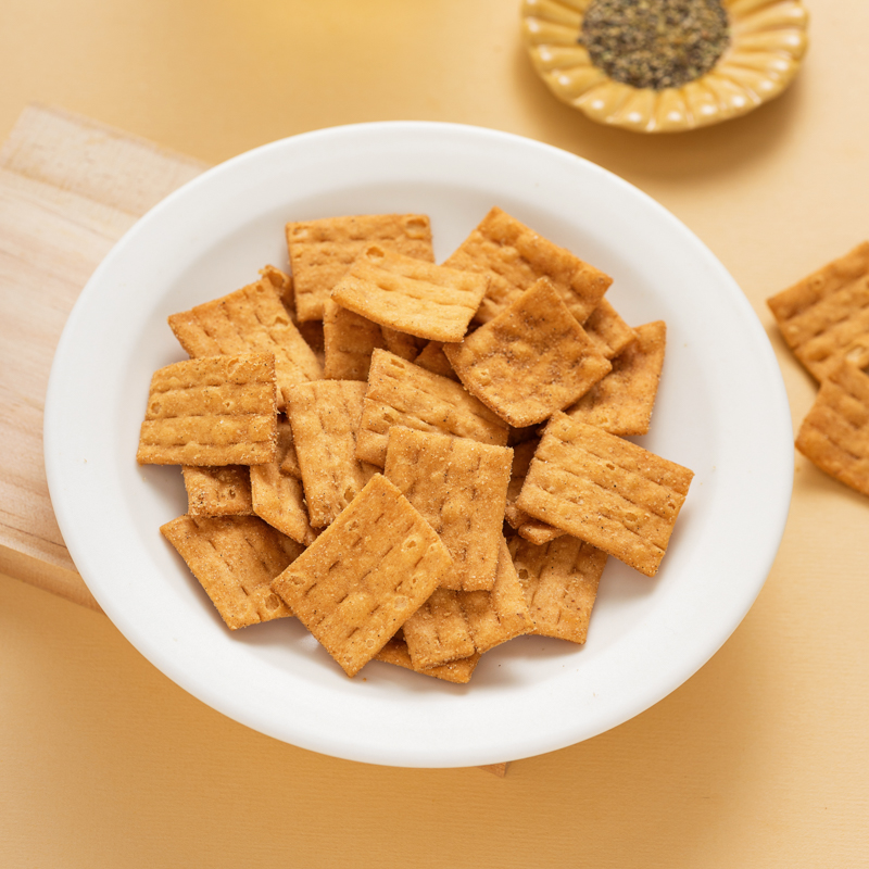 里仁椒鹽菜脯餅膨湃包