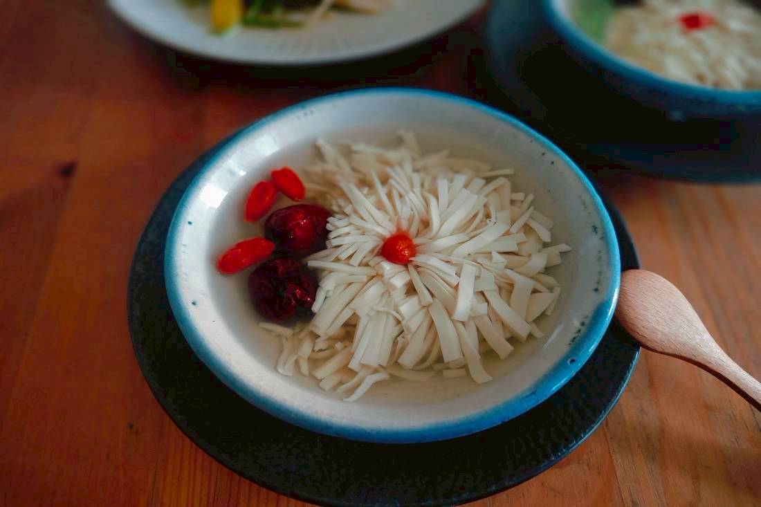 紅棗枸杞湯豆腐